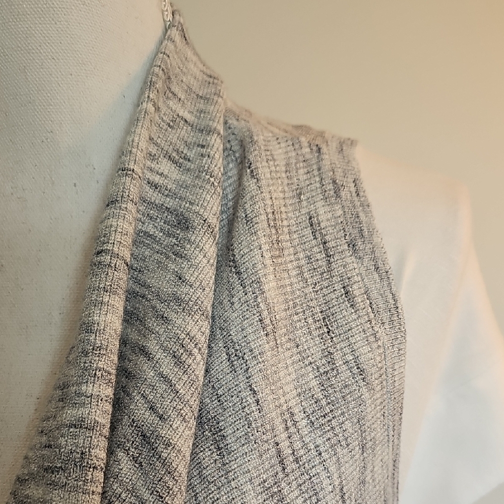White House Black Market Light Gray Knit Cardigan - Picture 3 of 6